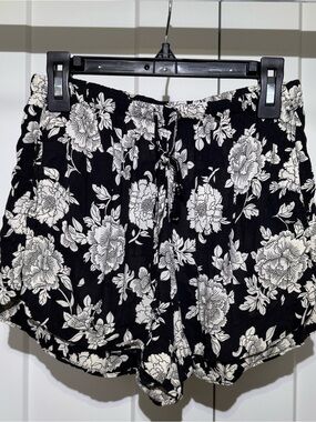 Black Floral Drawstring Women’s Shorts